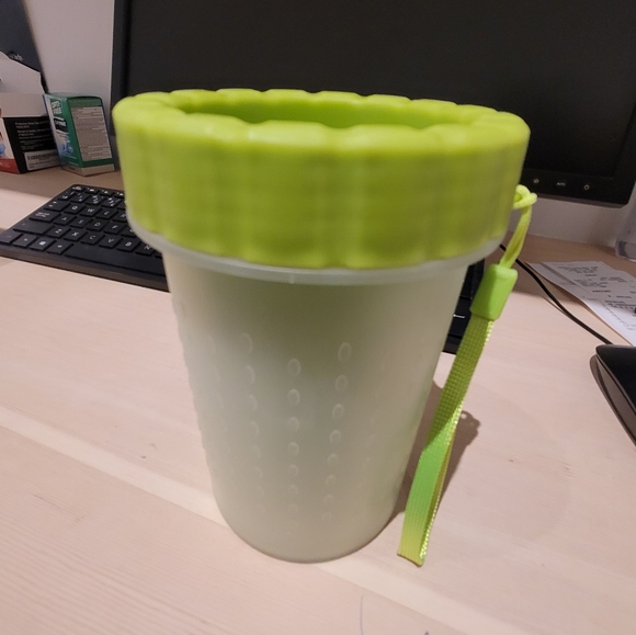 BOGO Paw Cleaners - Picture 11 of 15